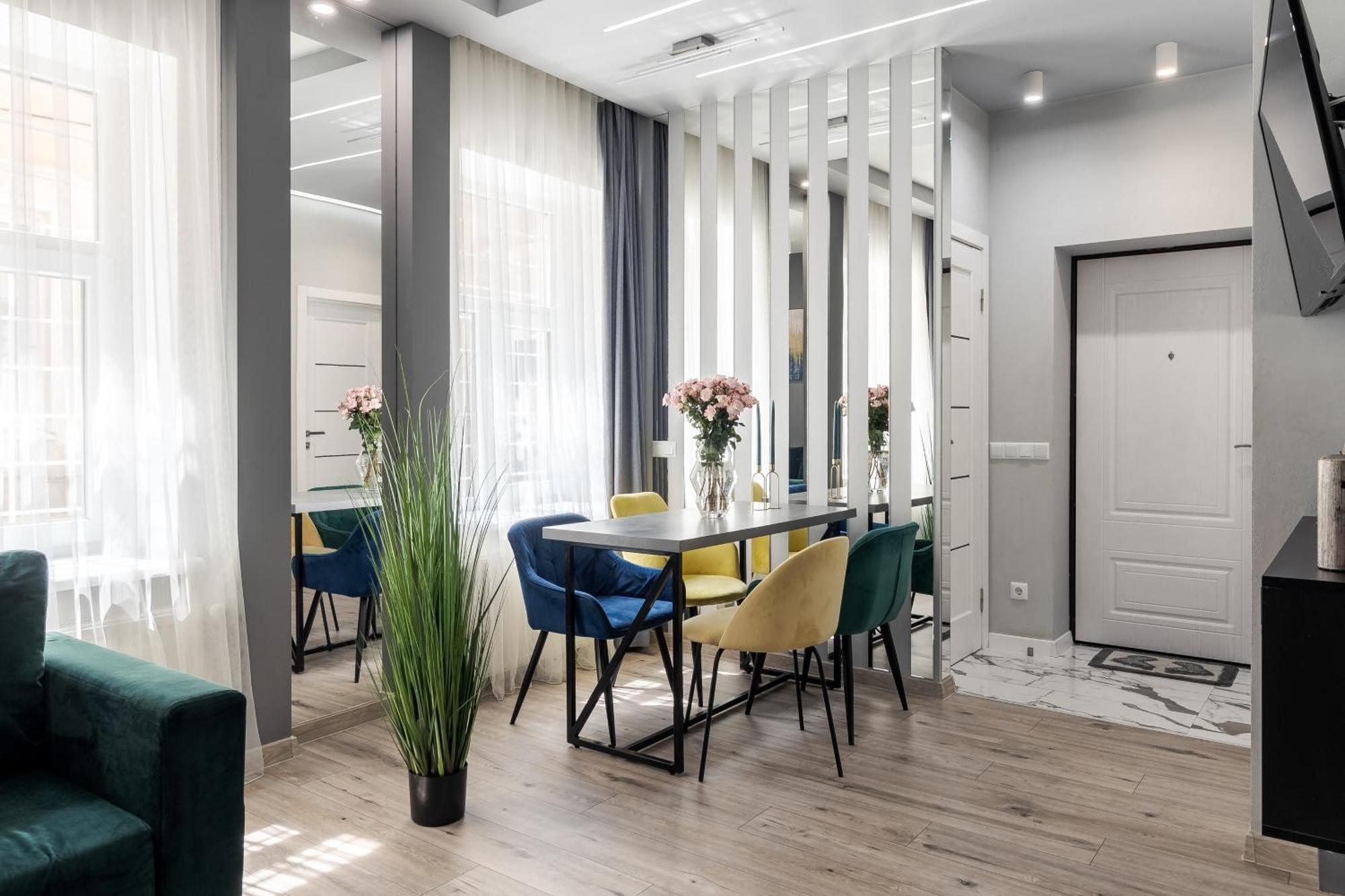 Royal Apartment On Balabana Street Lviv Exterior photo